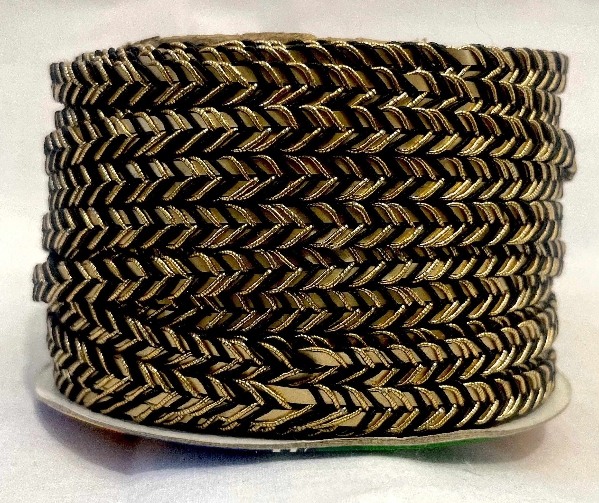 Golden Braid Border, Black And Golden,  Laces for Dress, Home Dcor, Shoe, Bags, Hats, DIY, Handmade, 0.2 inch Broad