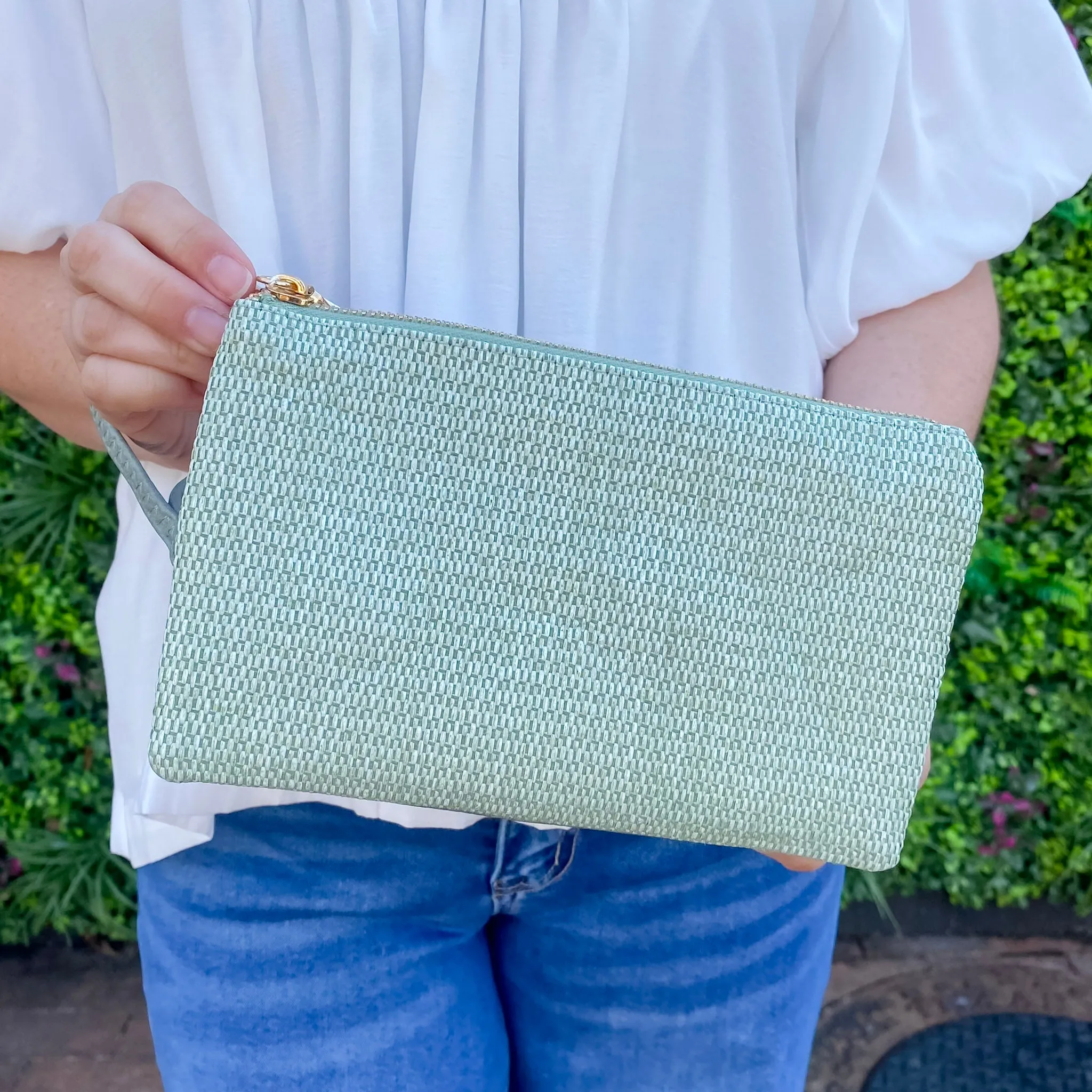 Jen & Co Riley Micro Straw 3 Compartment Crossbody/Wristlet - Light Teal