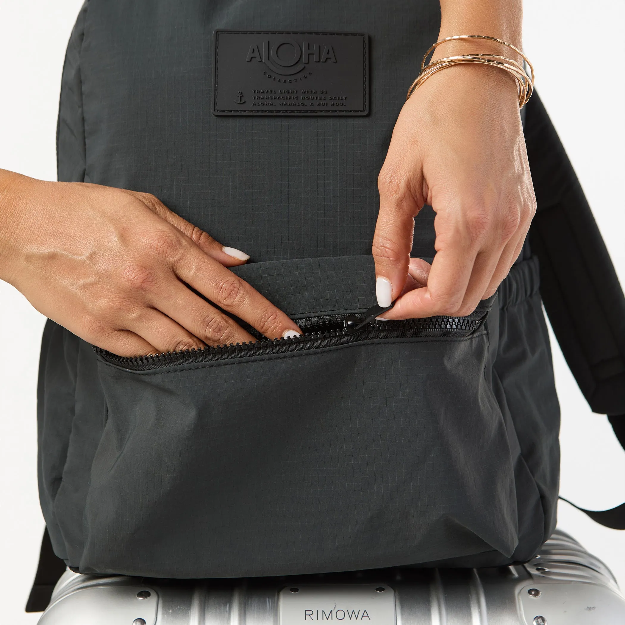 Keep It Light Backpack | Laule'a