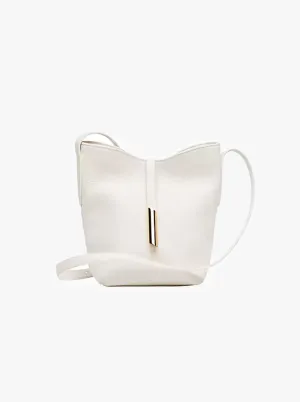Penne Mini Bucket cream leather