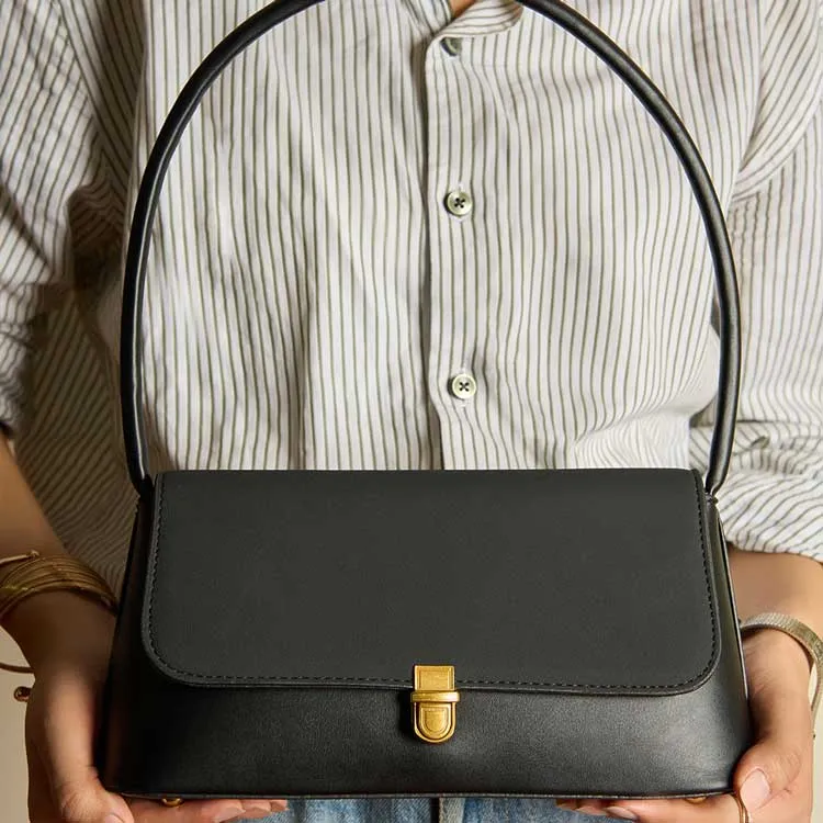 Pristine (Black)
