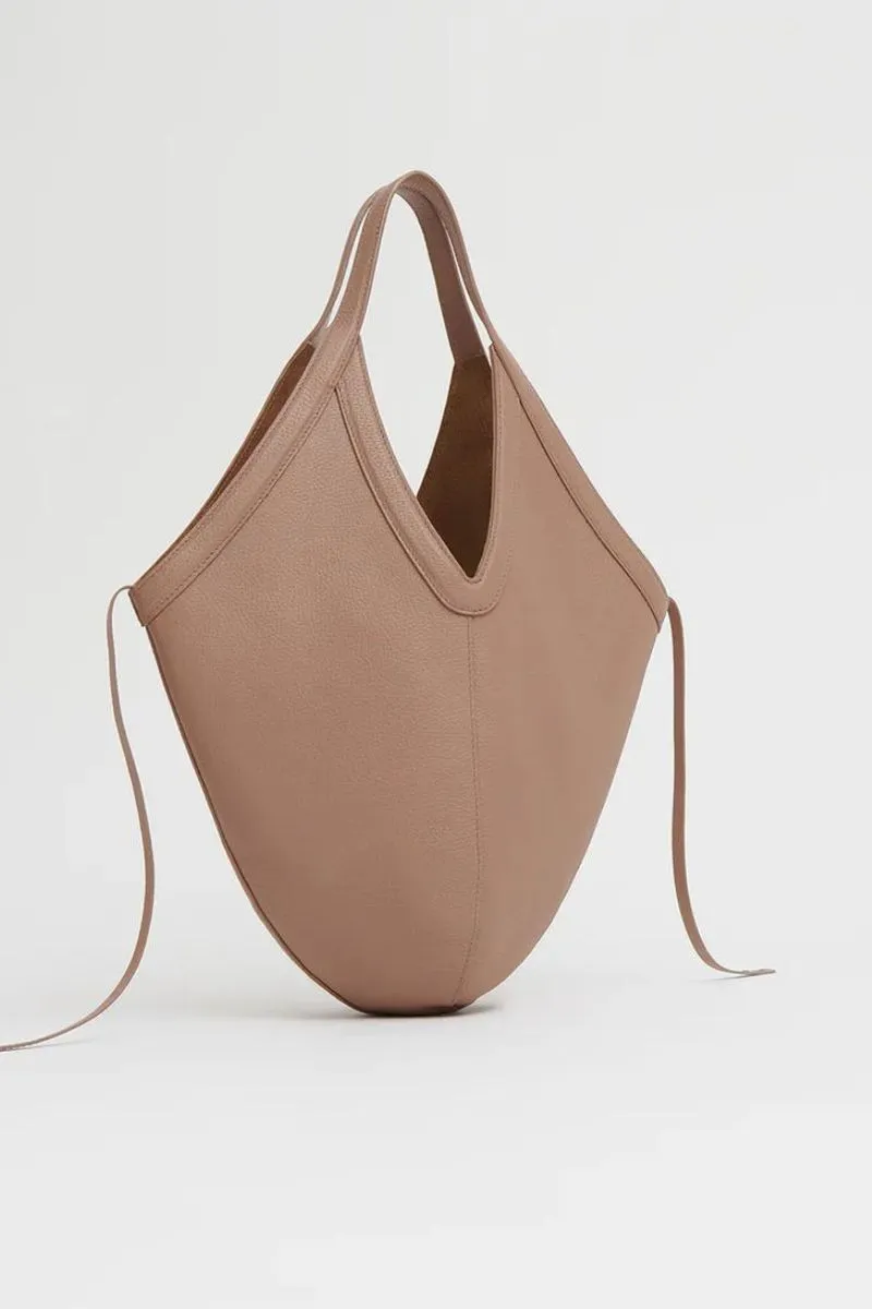 Soft M Hobo