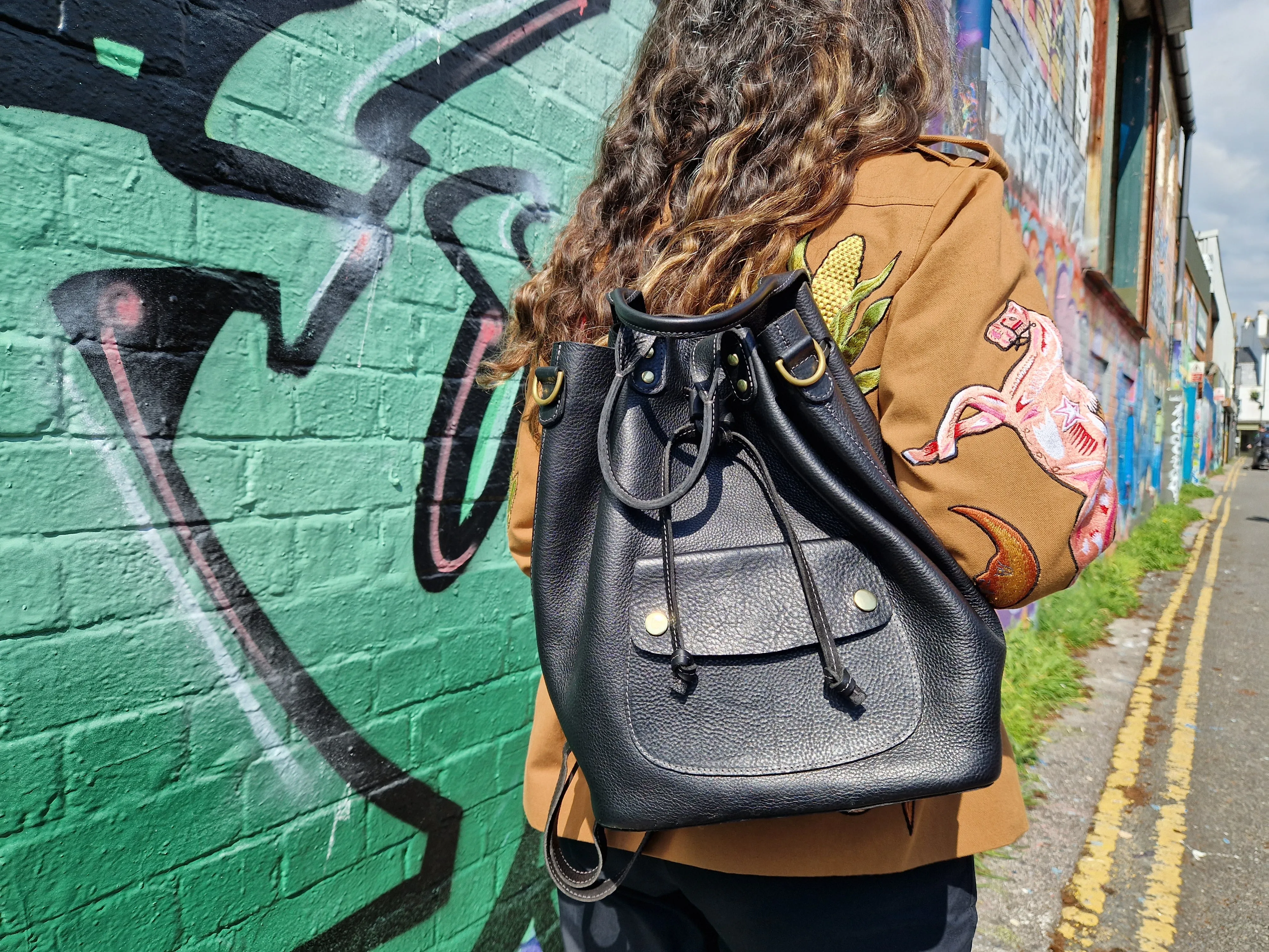 The Markwick drawstring bag in Cinder